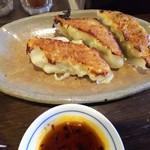 金町製麺 - 焼き餃子　390円