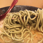 らーめん仙代 - グリーン麺の太麺バージョン