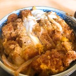 大島屋 - かつ丼(上)いももち豚