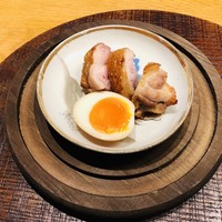 寛幸 - 名古屋コーチンの塩焼き　瞬間燻製　燻玉