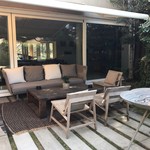 El Celler de Can Roca - 庭園でアペリティフを飲みながら40分