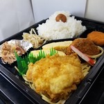 とり天とだし巻きの親子弁当