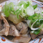 もつ焼 まるい - 牛煮込み