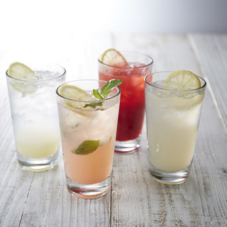 ピッツアと共に味わいたい、多彩なドリンクメニューをご提供