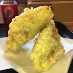 ふる里うどん  - 豚肉の餃子の天ぷら
      揚げ餃子があるから 想像するにはアリな天ぷら