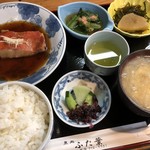 ふた葉 - ♪金目鯛の煮付け定食¥920