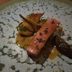 TAIAN - フランス産バザス牛 国産筍 トリュフピューレ 山椒 生胡椒