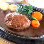 ミスタームーン - 溢れんばかりのデミソース！