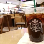 スターバックスコーヒー - Ｖアイスアメリカーノ(453円)です。