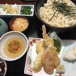 うどん本陣 山田家 讃岐本店 - 