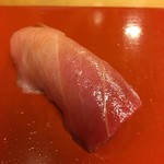 Sushi Tokusuke - 中トロ 脂が甘い