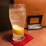 Roto Matagi - 観音山レモンサワー（580円）