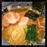 らーめん（薄口醤油）　７００円