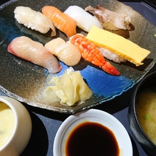 キッチン雅 - 料理写真:寿司セット