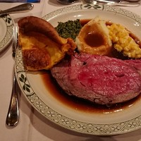 ロウリーズ・ザ・プライムリブ 恵比寿ガーデンプレイス店 - 