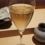 にい留 - お酒①シャルル・エドシック・ブリュット・レゼルヴ(シャンパーニュ)