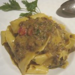 トラットリア ダイ パエサーニ - パッパルデッレ　鹿児島産猪とポルチーニ茸