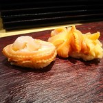 立ち寿司横丁 - 赤貝