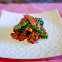 中国飯店 富麗華 - ☆牛肉と舞茸のオイスターソース炒め