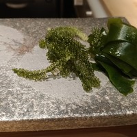 五反田鮨 SUSHI TOKYO 81 - 海ブドウとワカメ