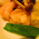 黄鶴 - ランチ　調理長おすすめコース　４５００円（税込）海老と春筍の塩味炒めのアップ【２０１９年３月】