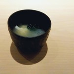 Sushi Karashima - のれそれに刻んだ長芋とアオサ、出汁のジュレ