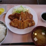 焼肉 遼牙 - とんかつ定食