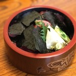 やま新寿司 - マグロ丼  ¥1600
