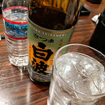 酒蔵 駒忠 - 白波ボトル 2,000円（水150円、氷150円）