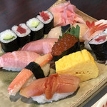 Sushitatsu - 特上にぎり2,700円