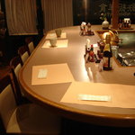 NISHIHATA - お店の奥から入口方向を撮りました！