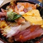 美幸寿司 - 海鮮丼税込850円