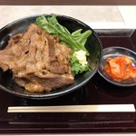 肉のヤマキ商店 - カルビ焼肉丼【並】キムチ付き