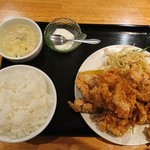 天香美意 - 唐揚げ山定食￥750(19-03)