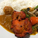 カレーやさん - チキンティッカが非常に美味しい