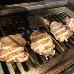 黒毛和牛 焼肉うし雅 - 