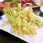 十八番 - 春山菜の天ぷら。