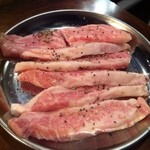 ホルモン館 - 