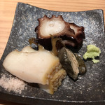 五反田鮨 SUSHI TOKYO 81 - 蒸し鮑と蛸の柔らか煮