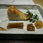 馳走 啐啄一十  - ⑱春鰆(静岡県駿河湾産・サスエ前田魚店・7日熟成)の炭火焼き、土筆(広島県太田川産)、蕗、もろみ味噌