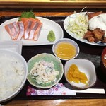 大衆料理ふくろう - トロサーモン、チキン南蛮定食(980円税抜)