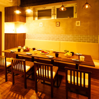 The clean interior is perfect for girls' parties and welcoming/farewell parties.