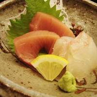 花見小路 - お造り（メジマグロ・鯛：１１月ランチ）
