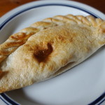 ビオセボン - カルツォーネ　水牛モッツァレラのマルゲリータ