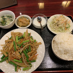 良記 餃子酒場 - 