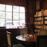 Cafe 手の花 - 店内②