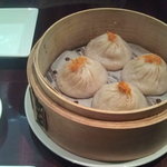 Joe's Shanghai  DIM SUM - 蟹味噌小龍包