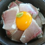 味処 海の桜勘 - 丼の完成