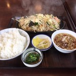 Kouraku - 肉野菜炒めライス
