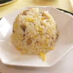 四川料理 桃源郷 - ２０１７温色健美ランチ　２１００円（税込）生姜の香りの枝豆入り根菜チャーハン【２０１７年３月】